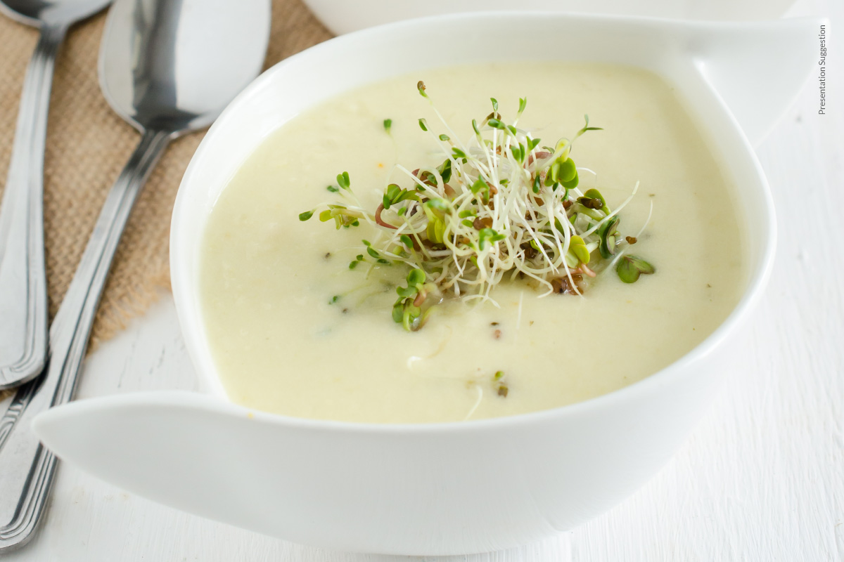 Daikon Leek Zucchini Soup